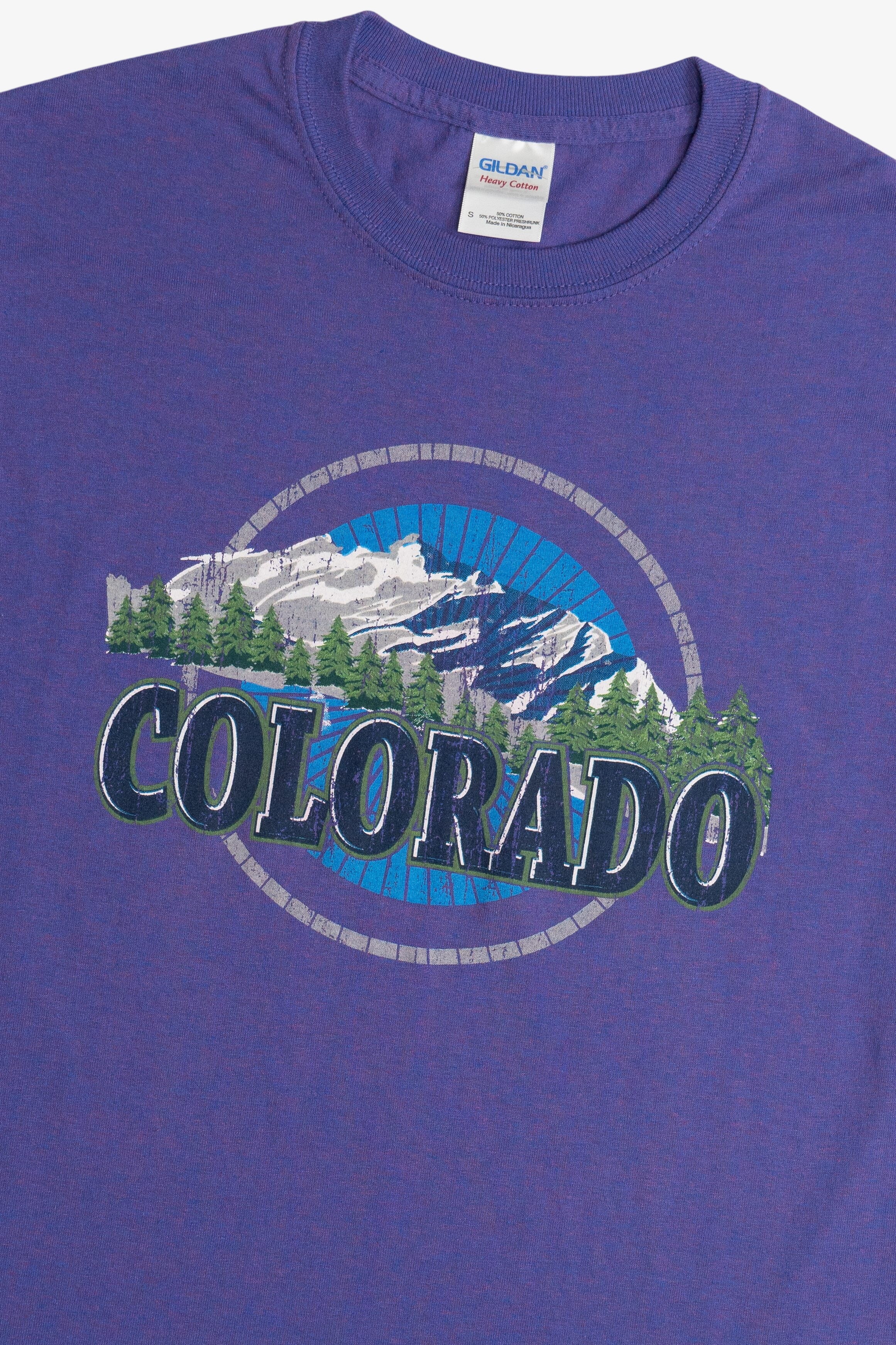 Vintage "Colorado" Scenic Mountains Souvenir T-Shirt (2000s)