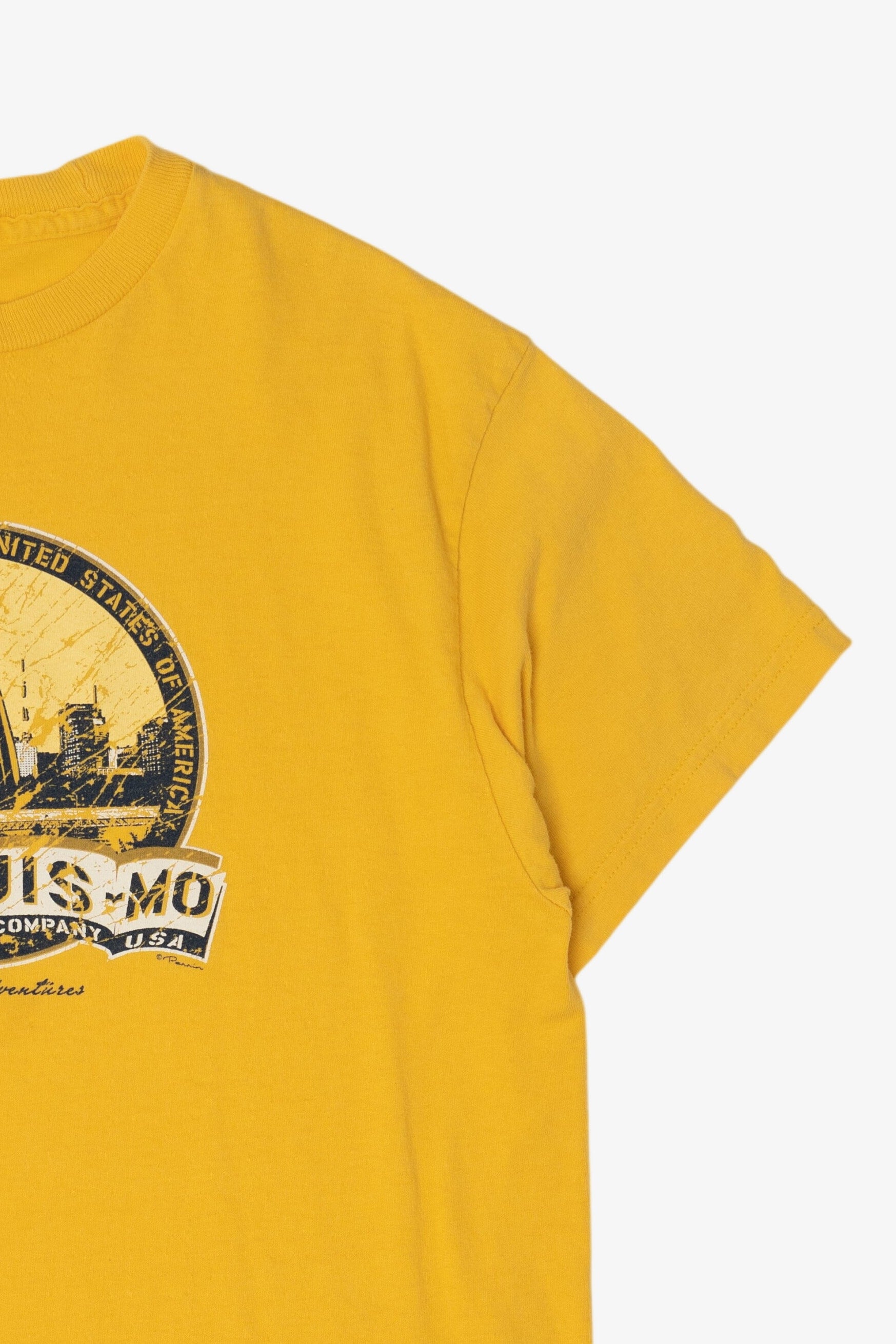 Vintage Yellow St. Louis Missouri Touring Company Perrin T-Shirt (2000s)