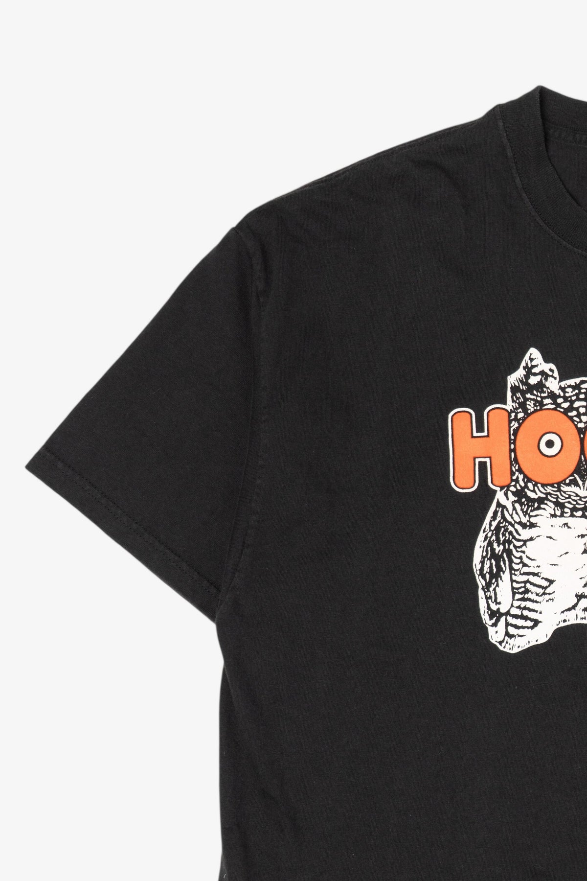 Vintage Hooters Kansas City "Delightfully Tacky, Yet Unrefined" T-Shirt (1990s)