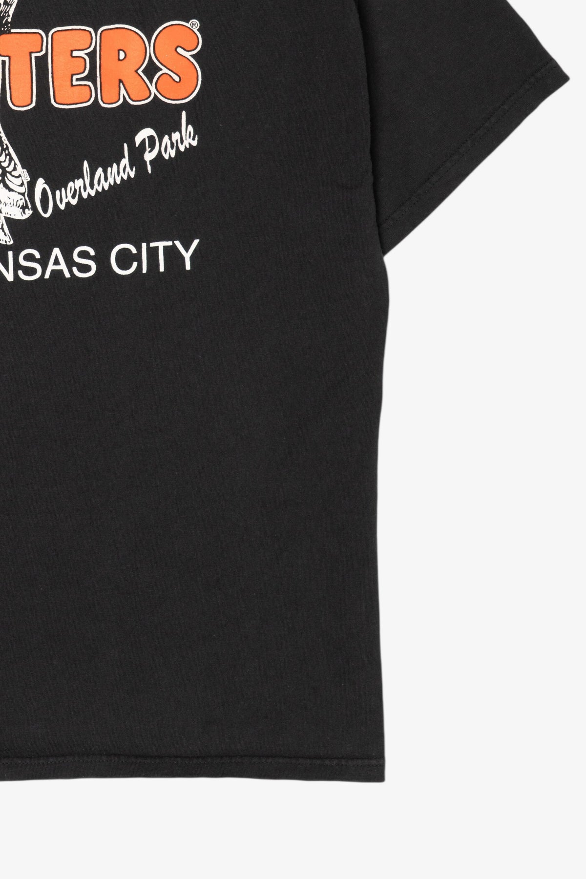 Vintage Hooters Kansas City "Delightfully Tacky, Yet Unrefined" T-Shirt (1990s)