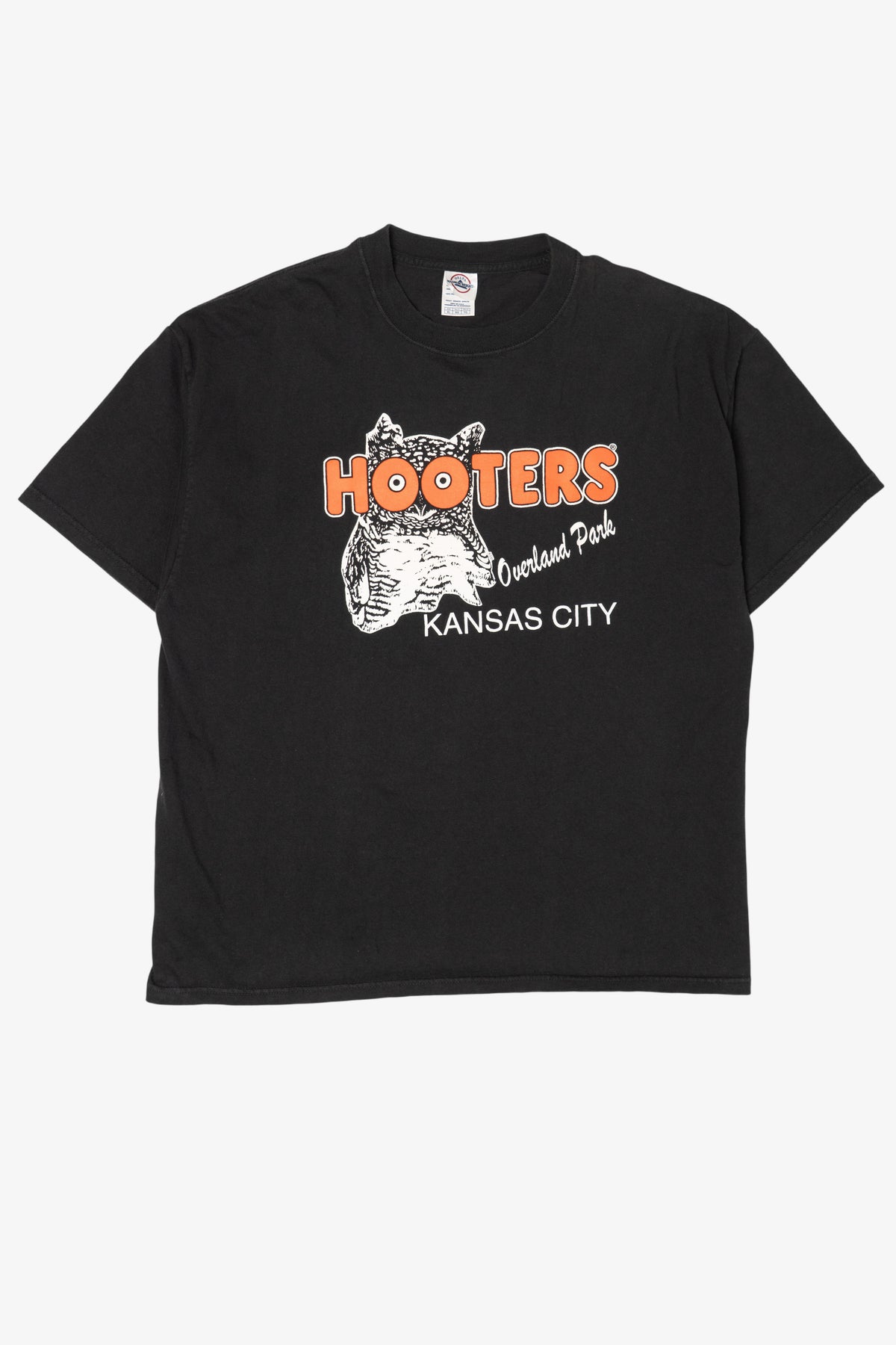 Vintage Hooters Kansas City "Delightfully Tacky, Yet Unrefined" T-Shirt (1990s)