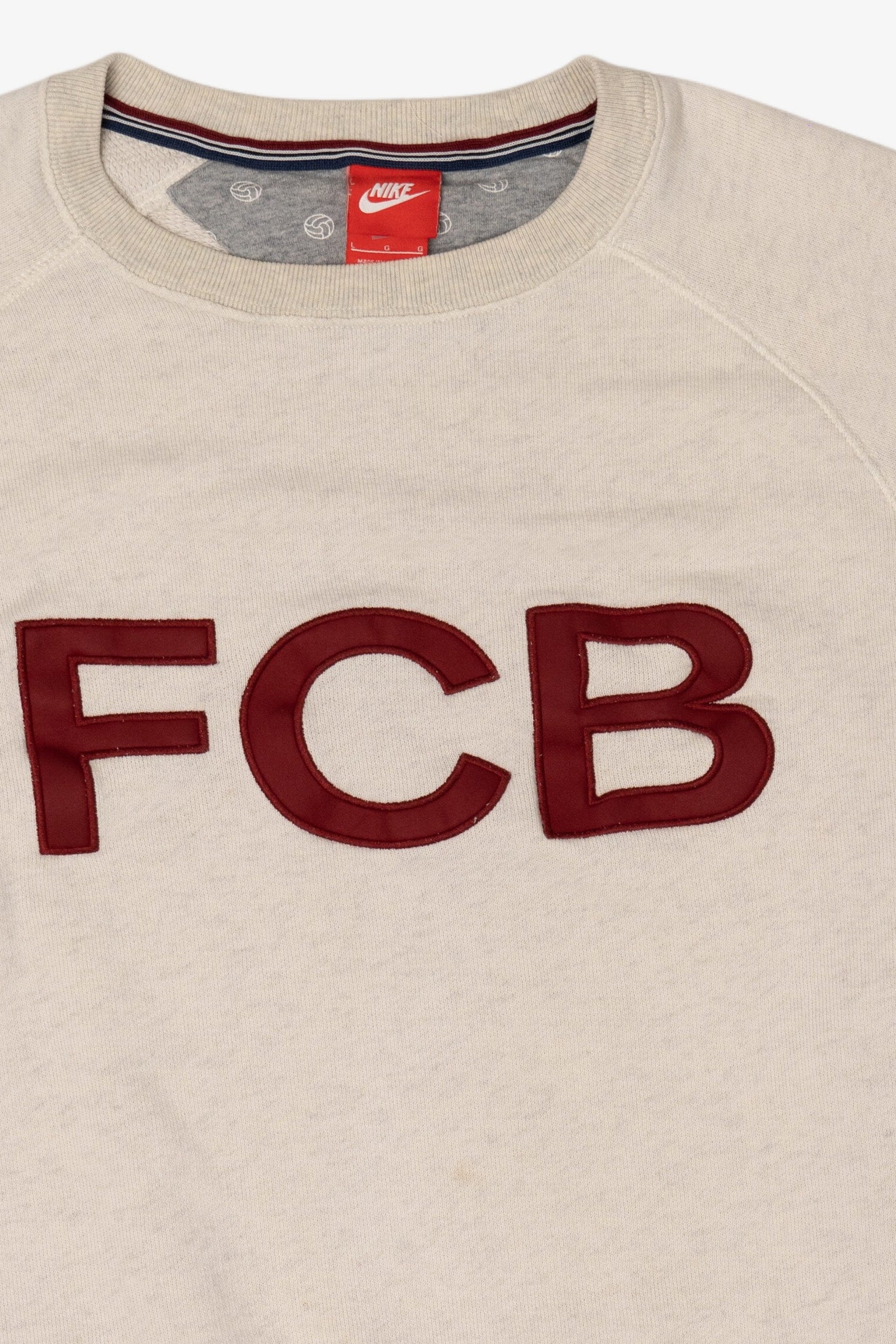 Vintage Beige Nike "FCB" Sweatshirt (1990s)
