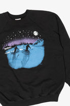 Vintage Winter Snowshoeing Raglan Sweatshirt (1990s)
