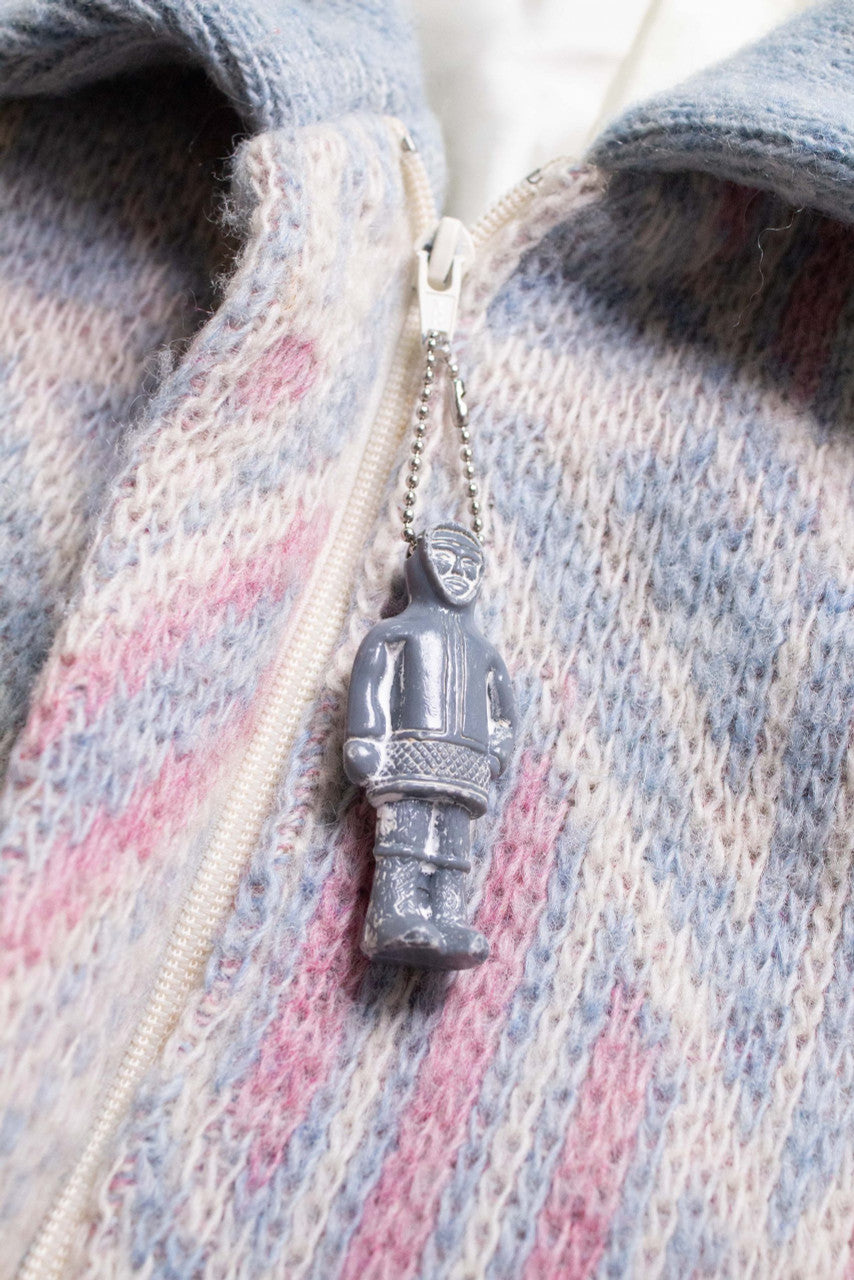 Vintage Tundra Figurine Sweater Coat (1980s)