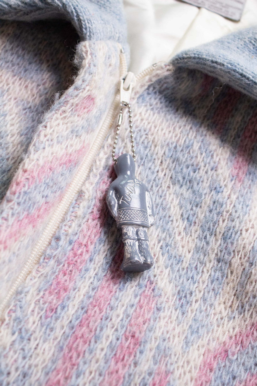 Vintage Tundra Figurine Sweater Coat (1980s)
