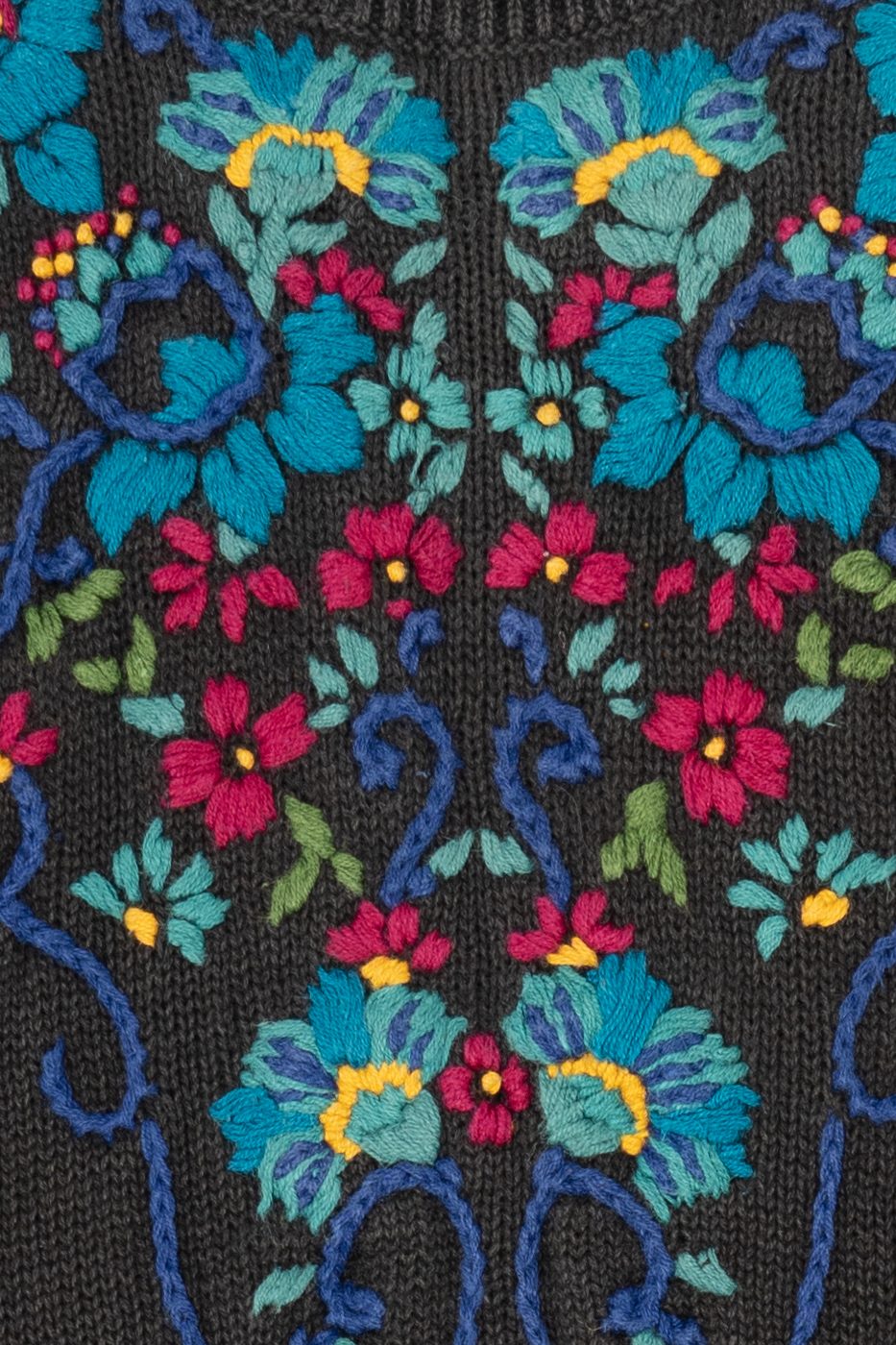 Vintage Rainbow Floral Embroidered Vivre Sweater (1990s)
