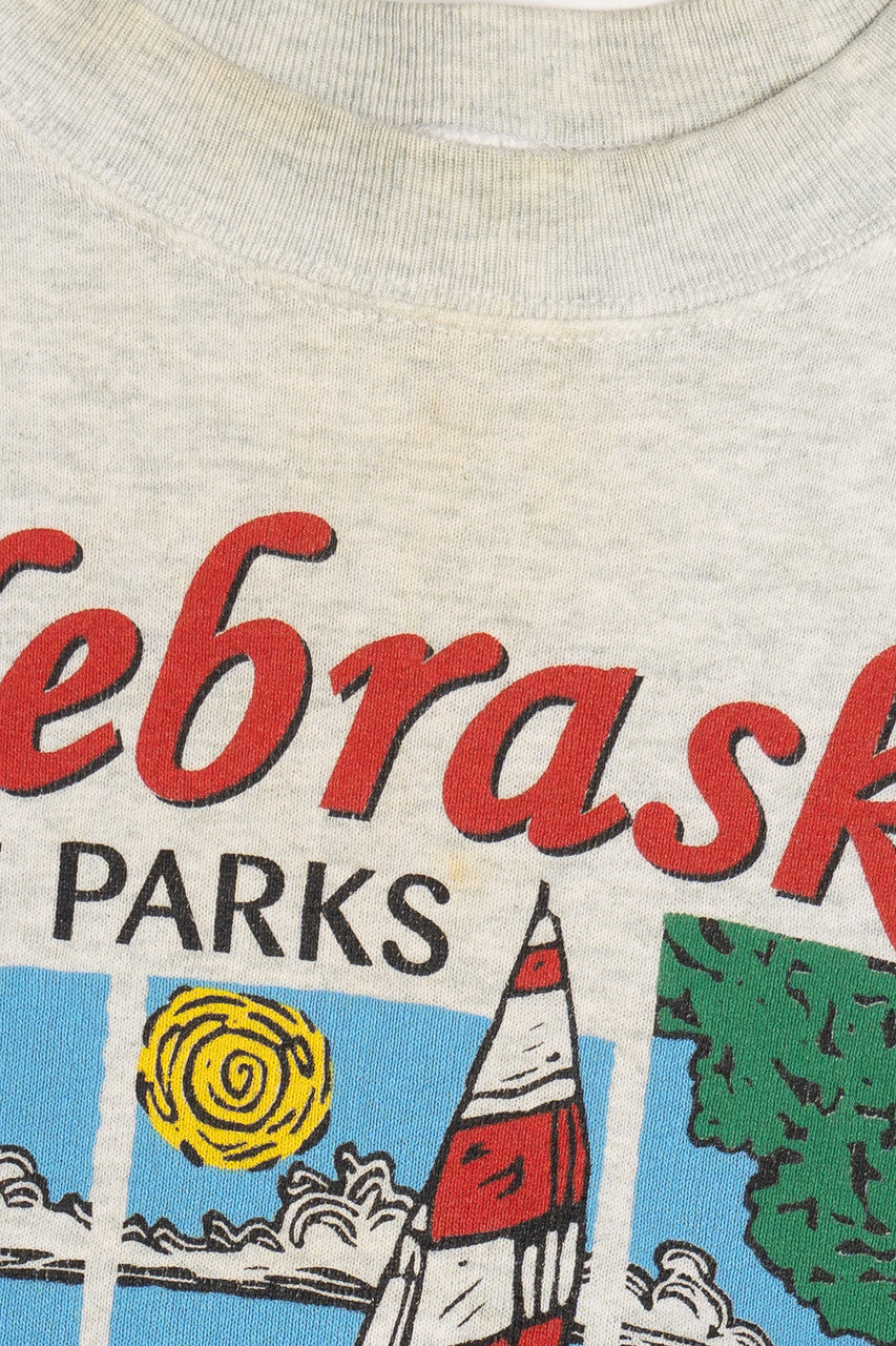 Vintage "1996 Nebraska State Parks" Sailing Horseback Riding Scenery Sweatshirt