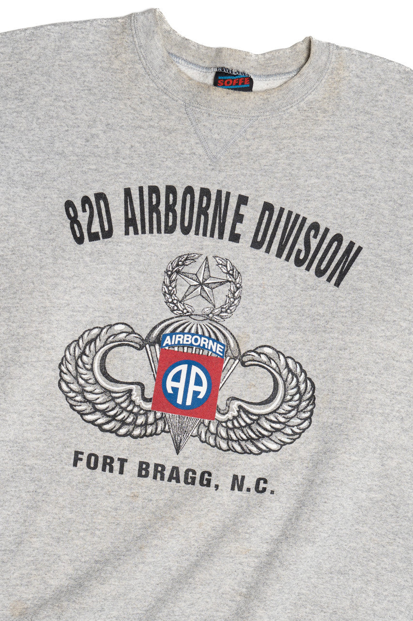 Vintage "Fort Bragg, N.C." "82D Airborne Division" Sweatshirt