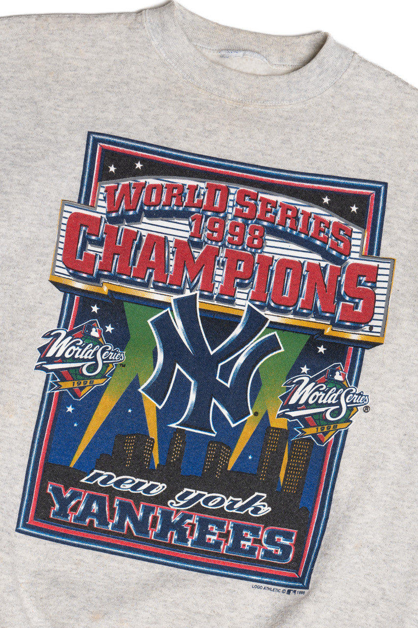 Vintage 1998 New York Yankees World Series Champions Sweatshirt
