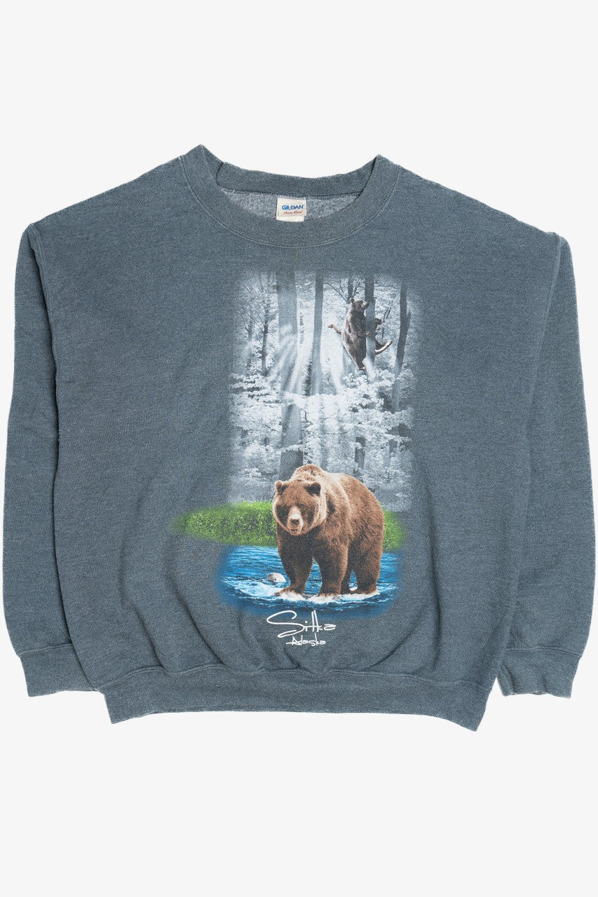 Vintage "Sitka Alaska" Bear Nature Sweatshirt (2000s)
