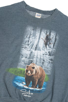 Vintage "Sitka Alaska" Bear Nature Sweatshirt (2000s)