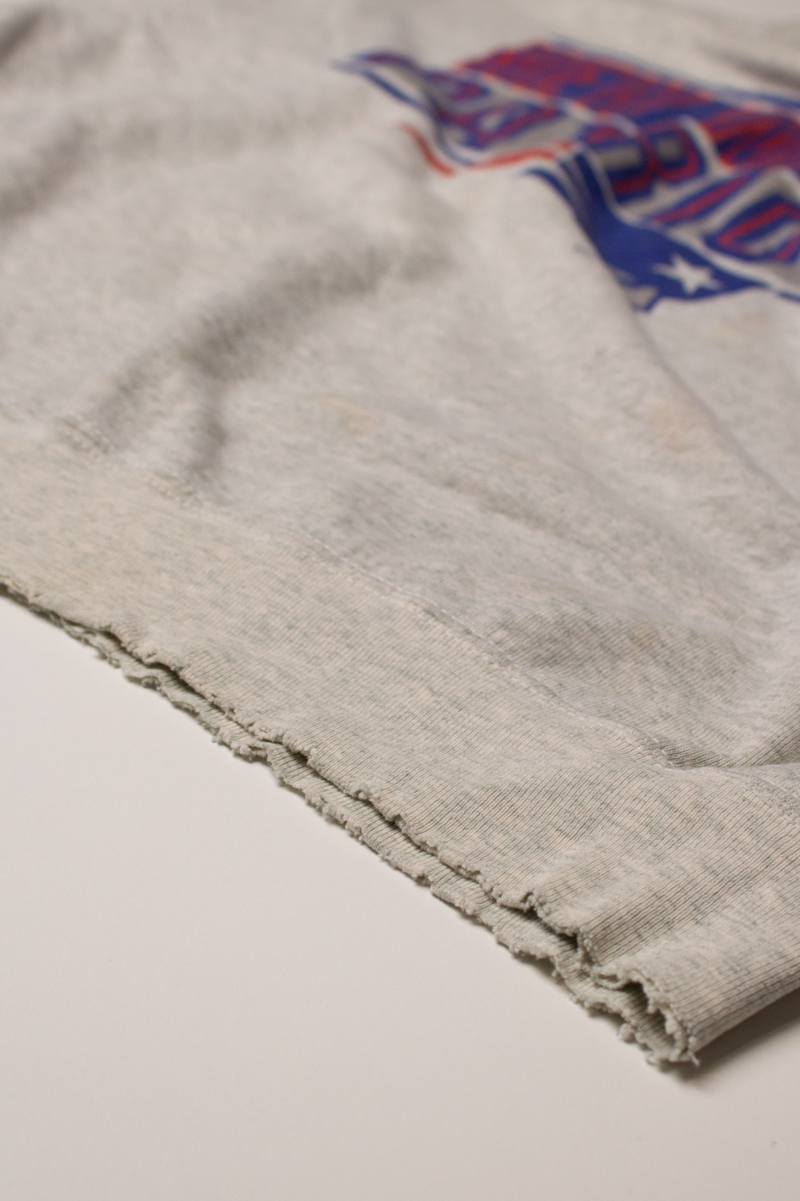 Vintage New England Patriots Sweatshirt (1990s)