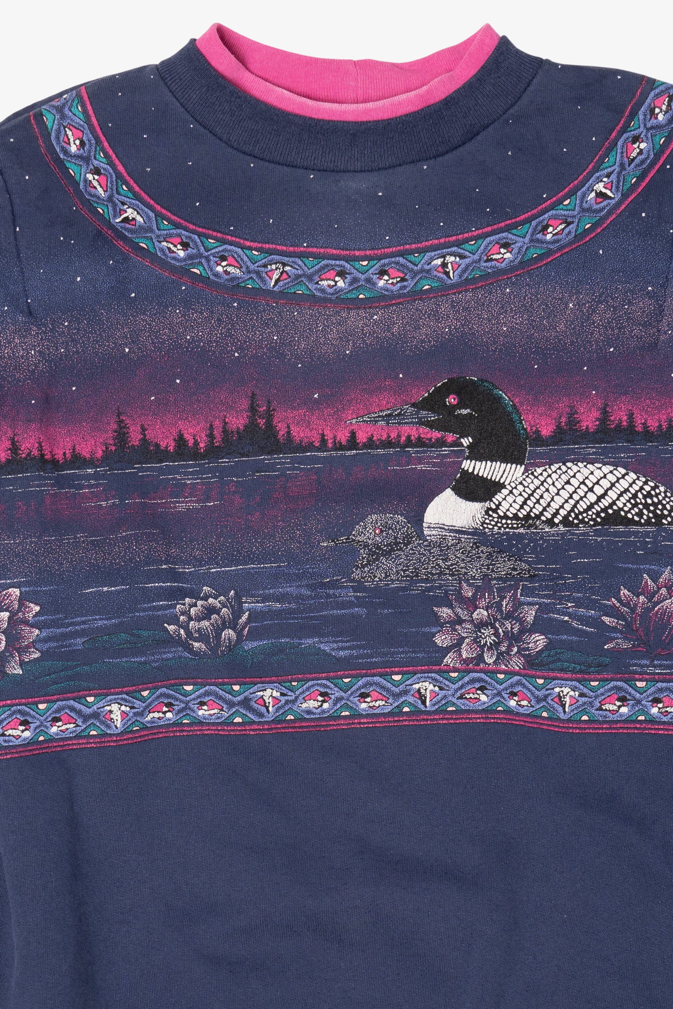 Vintage Loons On Lake Sweatshirt (1990s)