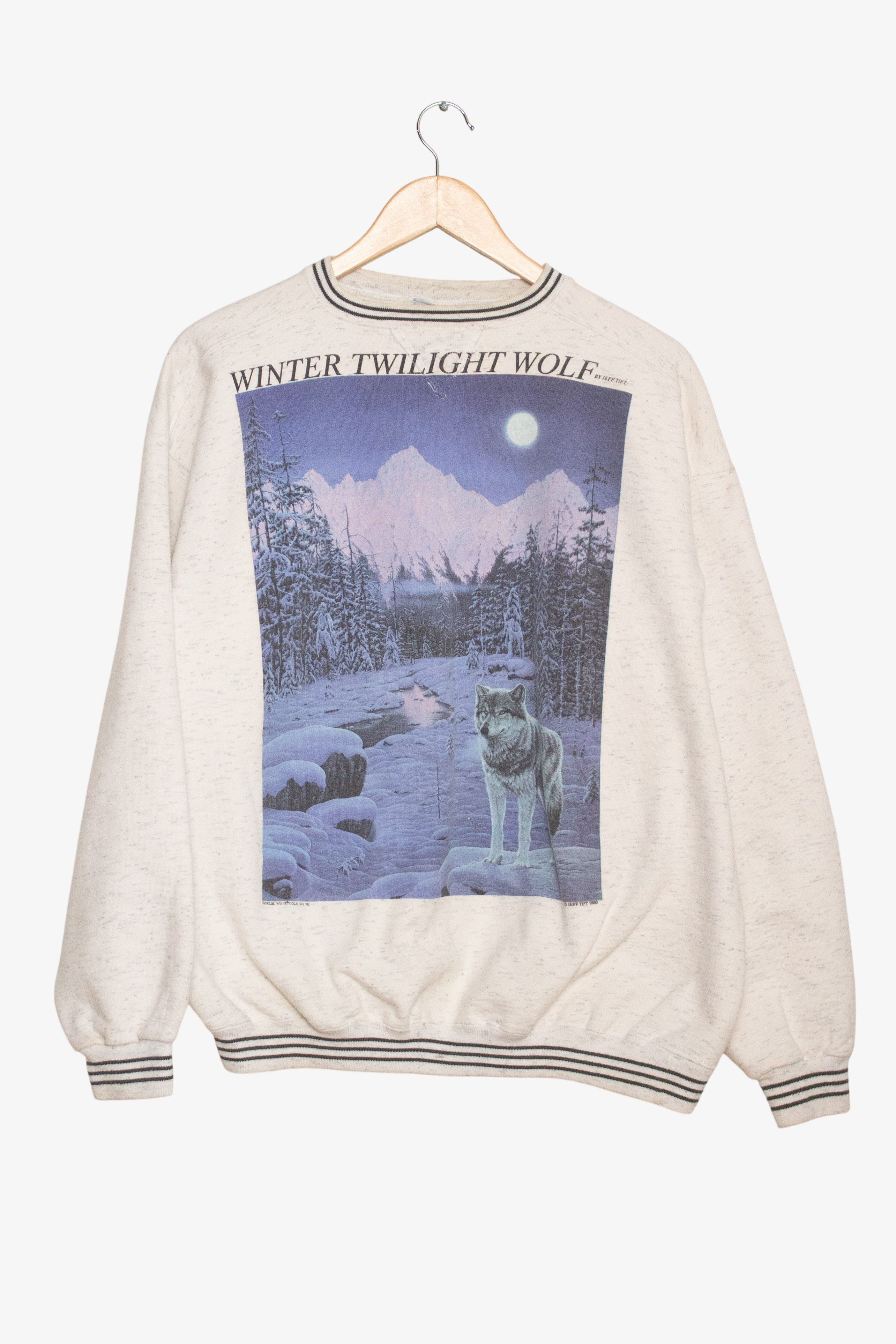 Vintage Winter Twilight Wolf Sweatshirt (1990s)