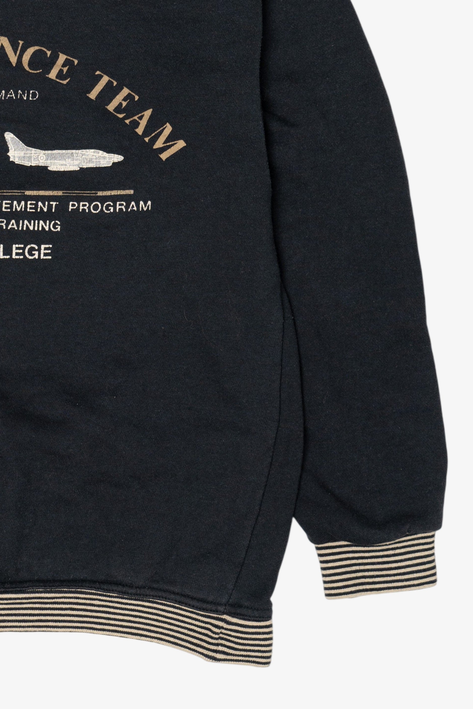 Vintage Reconnaissance Team Air Command Accredited College Sweatshirt (1980s)