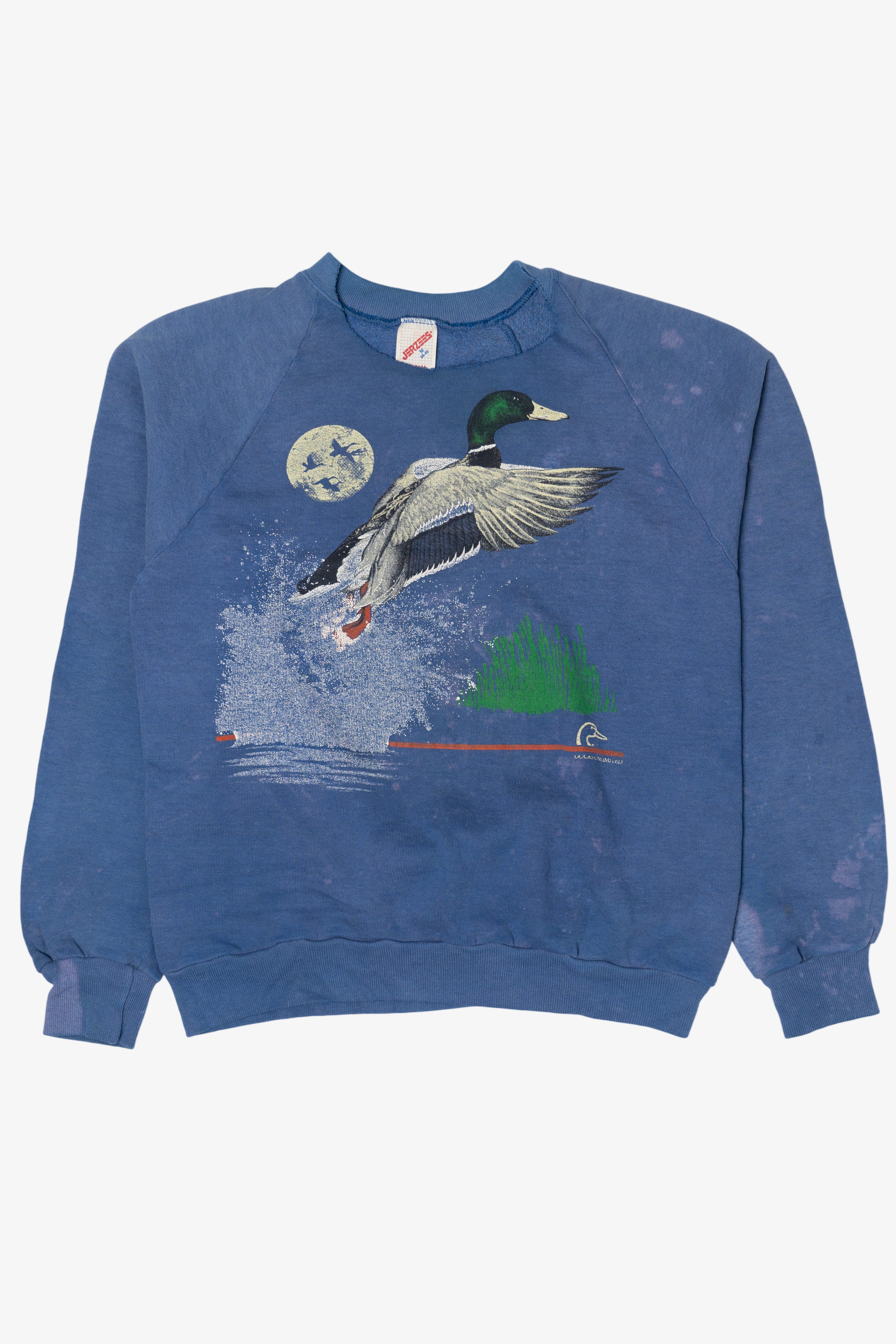 Vintage Distressed Ducks Flying Past Moon Raglan Sweatshirt (1990s)