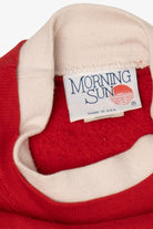 Vintage Red Morning Sun Winter Scene Sweatshirt (1990s)