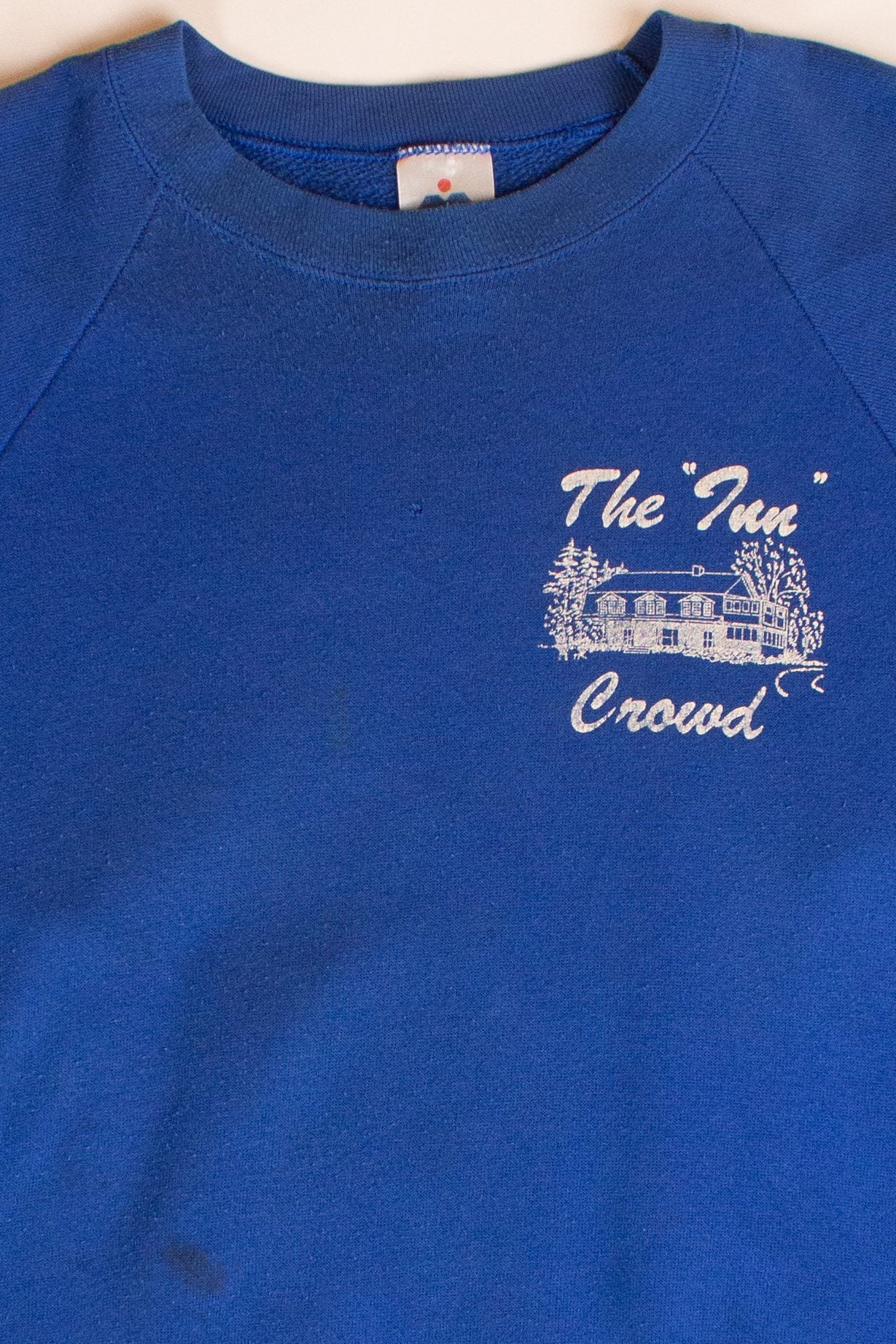 Vintage The 'Inn' Crowd Sweatshirt (1990s)