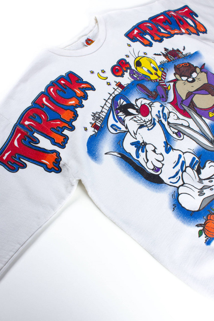 Vintage Looney Tunes Trick Or Treat Sweatshirt (1997)