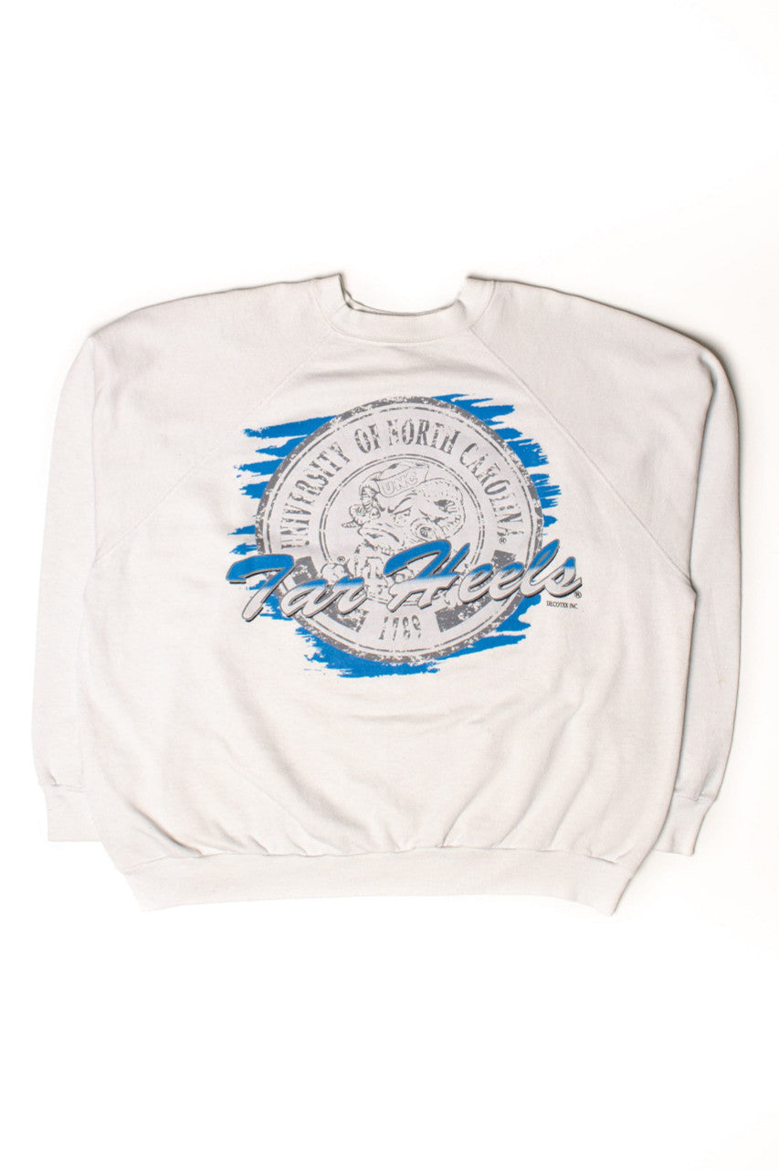 Vintage North Carolina Tar Heels Sweatshirt (1990s)