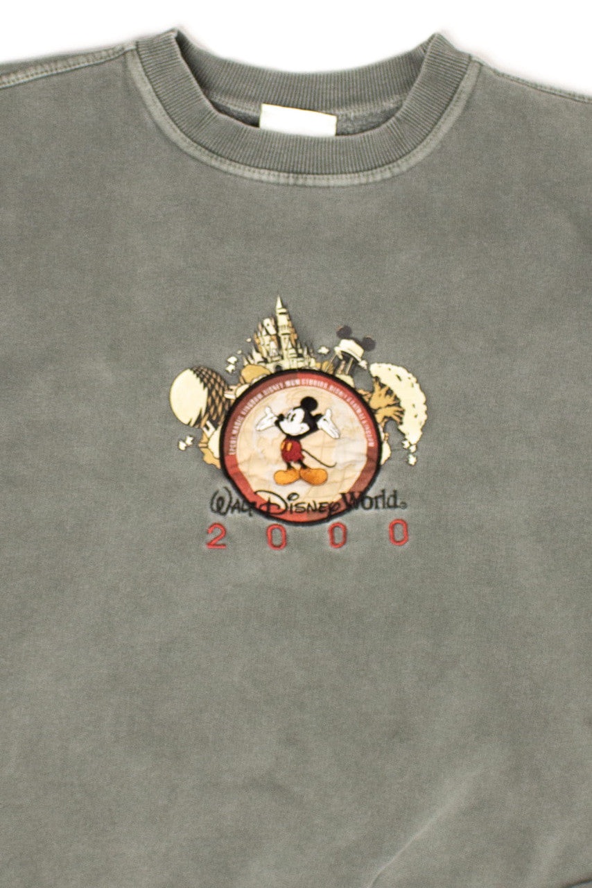 Vintage Walt Disney World Y2K Sweatshirt (2000)
