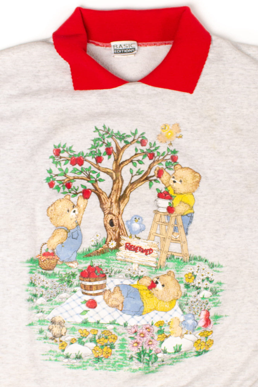 Vintage Teddy Bear Apple Tree Sweatshirt (1990s)