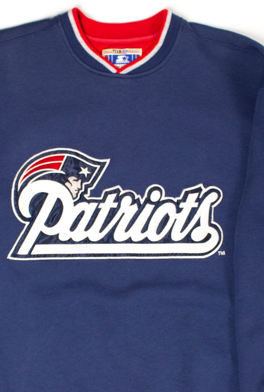 Vintage New England Patriots Embroidered Sweatshirt (1990s)