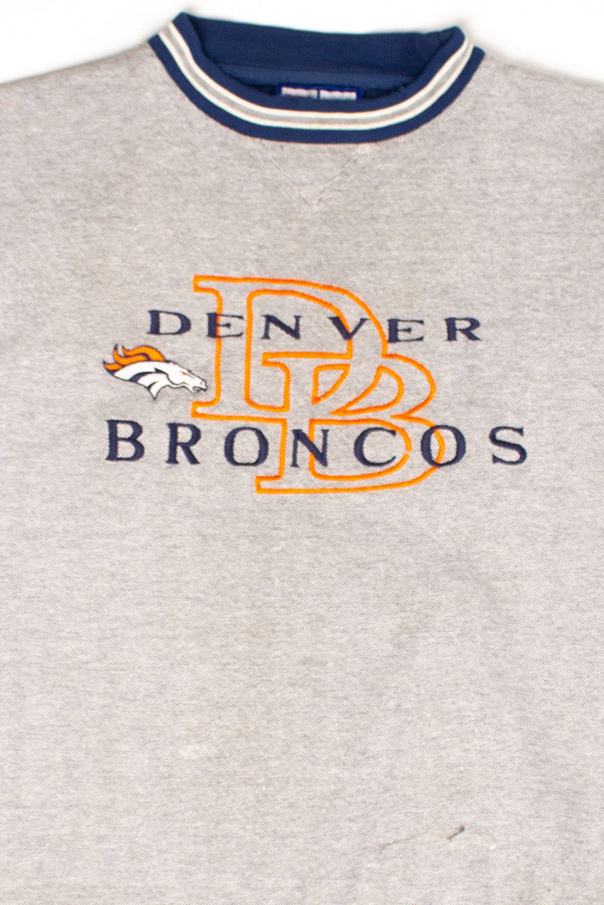 Vintage Textured Denver Broncos Sweatshirt (1990s)