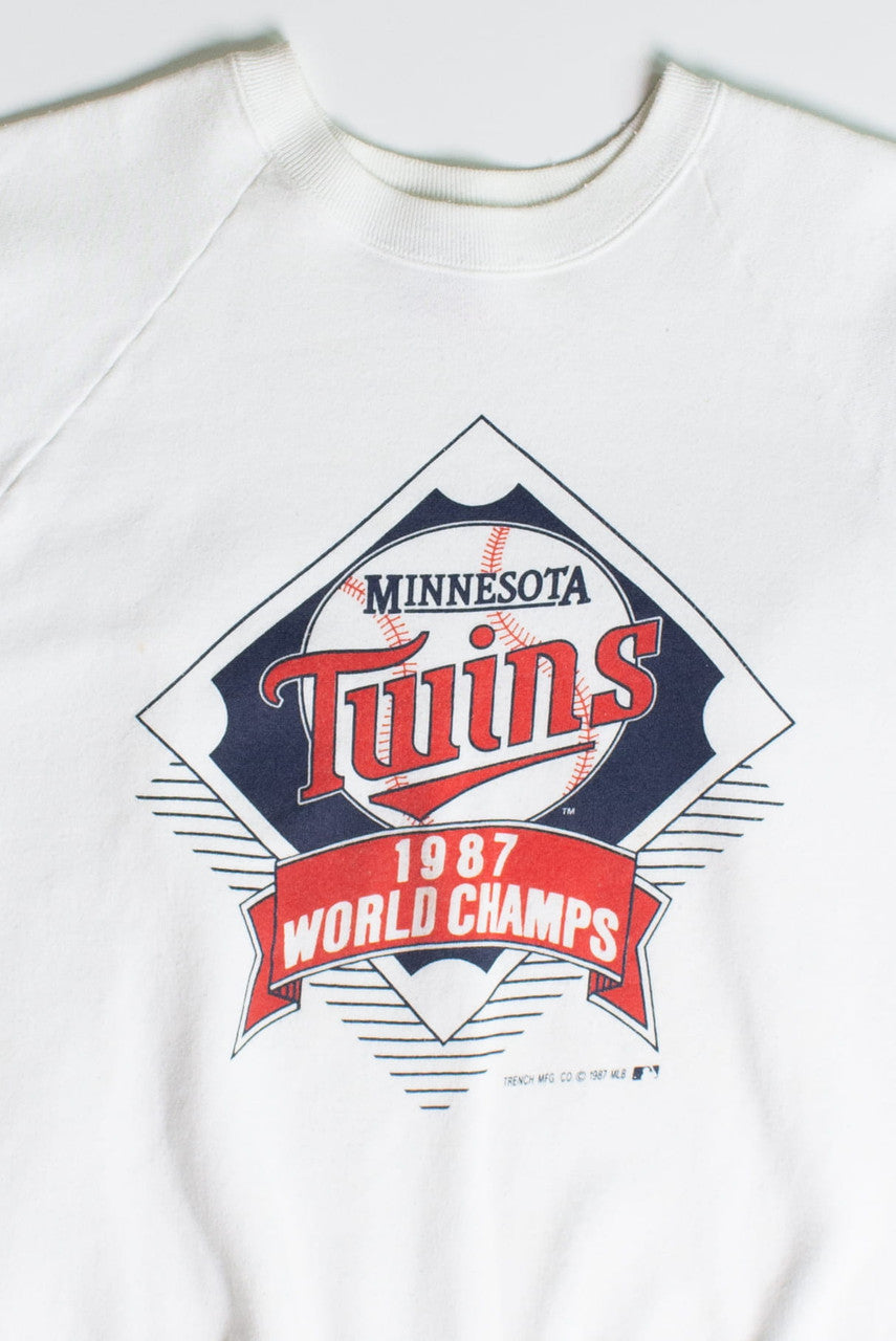 Vintage White Minnesota Twins World Champs Sweatshirt (1987)