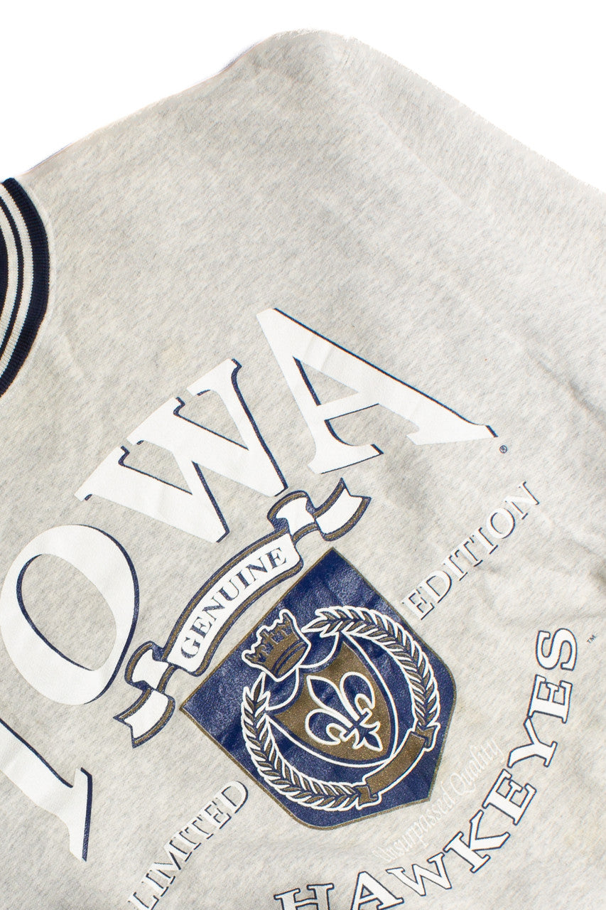Vintage Iowa Sweatshirt (1990s) 8585