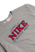 Vintage Nike Sweatshirt (1990s) 8800