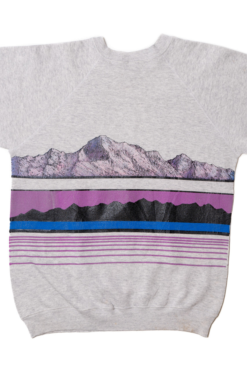 Vintage "Ski The Summit" Colorado Wraparound Print Raglan Sweatshirt