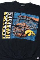 Vintage "Iowa Hawkeyes" Basketball Logo 7 Sweatshirt