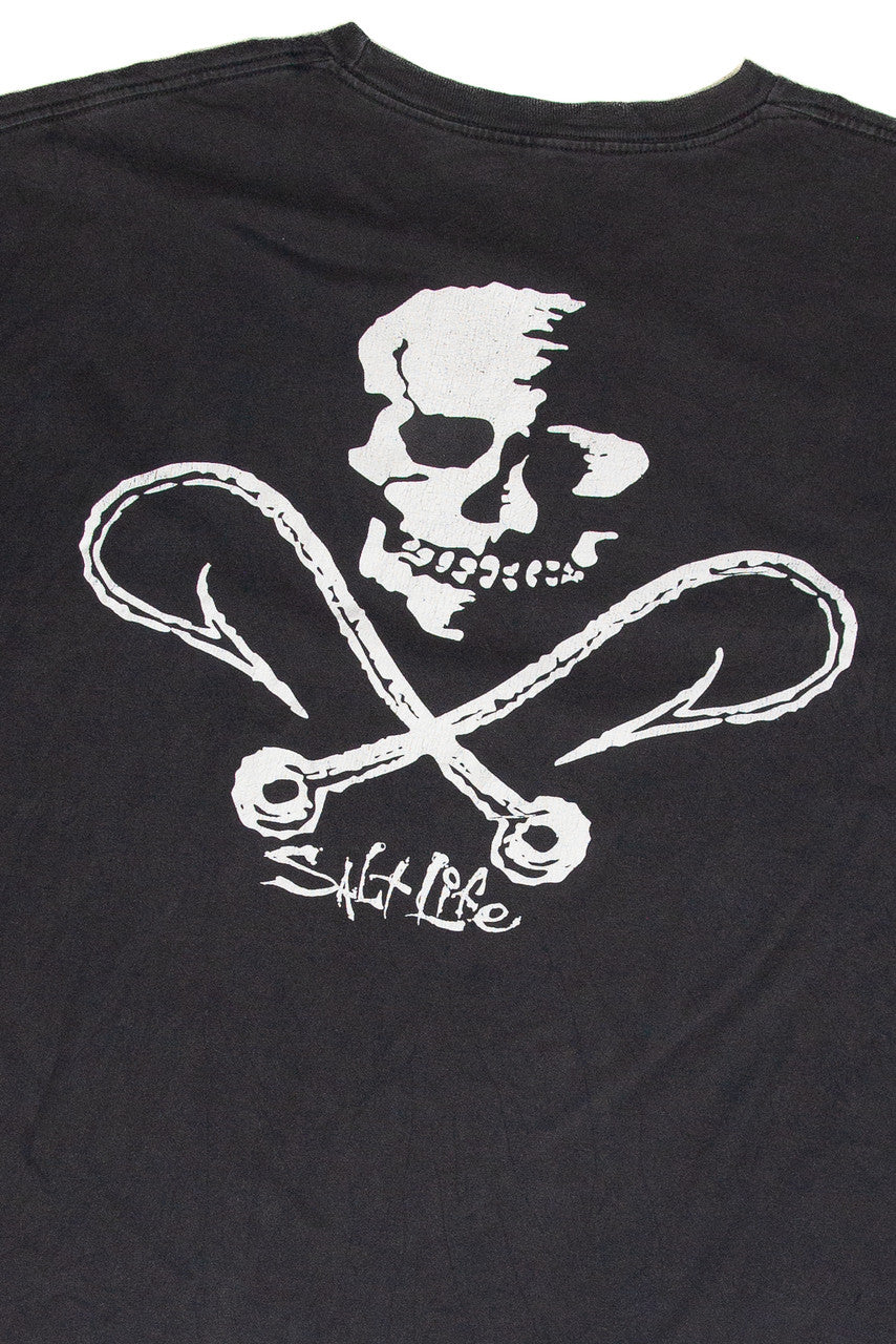 Salt Life Skull And Hooks T-Shirt