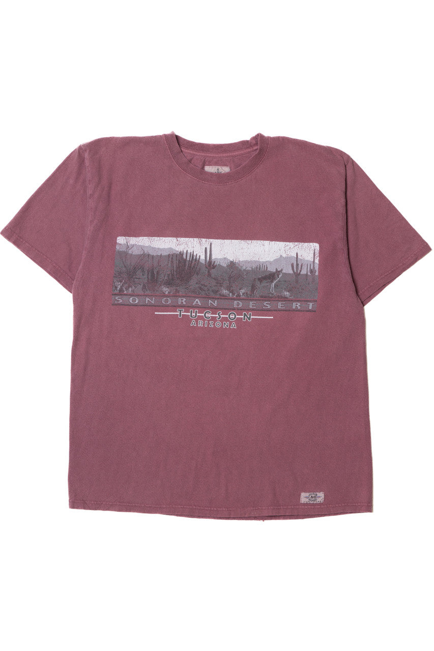 Vintage "Sonoran Desert Tuscon, Arizona" Wolf T-Shirt