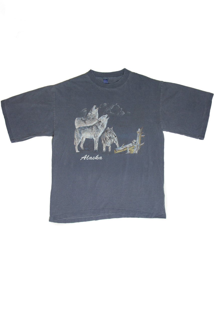 Vintage Alaska Wolves T-Shirt