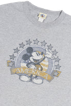 Vintage "America" Patriotic Mickey Mouse Mickey & Co. T-Shirt (2000s)