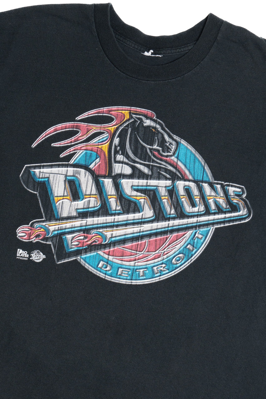 Vintage Detroit Pistons NBA Basketball Single Stitch T-Shirt (1990s)