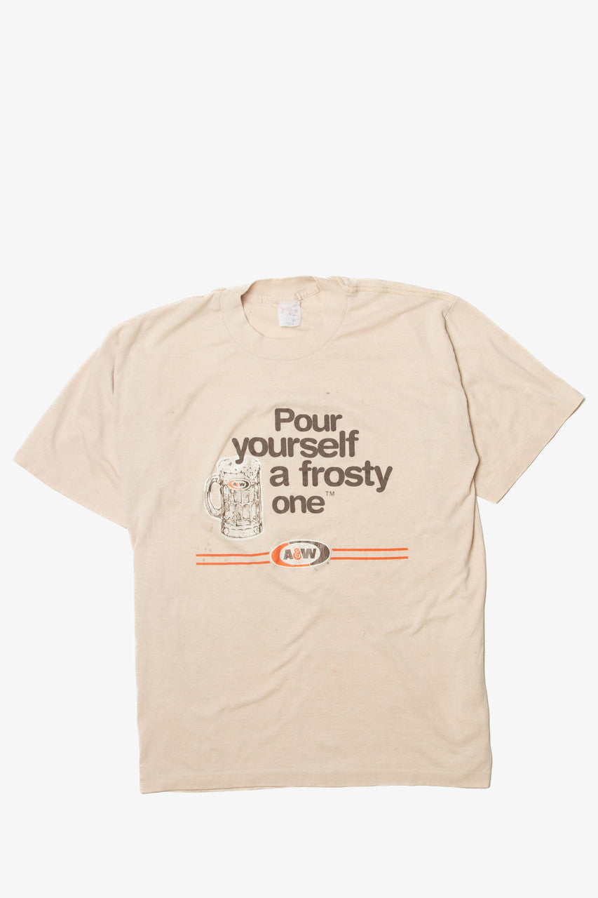 Vintage A&W "Pour Yourself A Frosty One" Tennessee River T-Shirt (1990s)