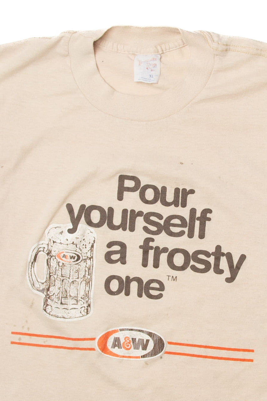 Vintage A&W "Pour Yourself A Frosty One" Tennessee River T-Shirt (1990s)