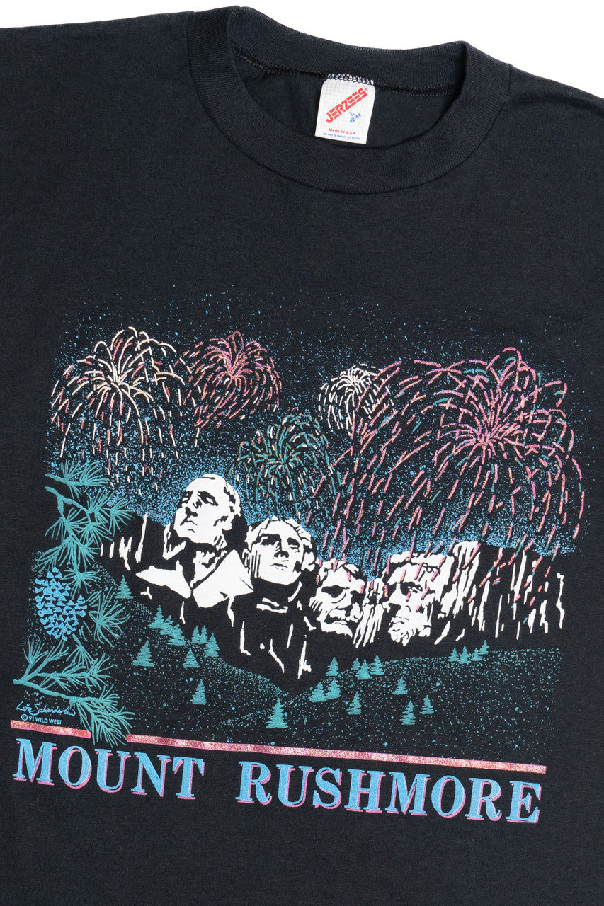 Vintage "Mount Rushmore" Fireworks Single Stitch T-Shirt (1990s)