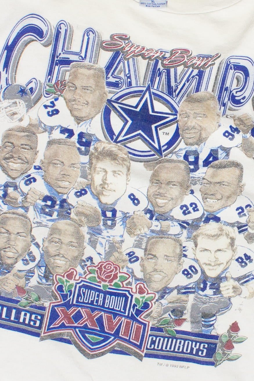 Distressed Super Bowl XXVII Dallas Cowboys Team Portrait T-Shirt (1993)