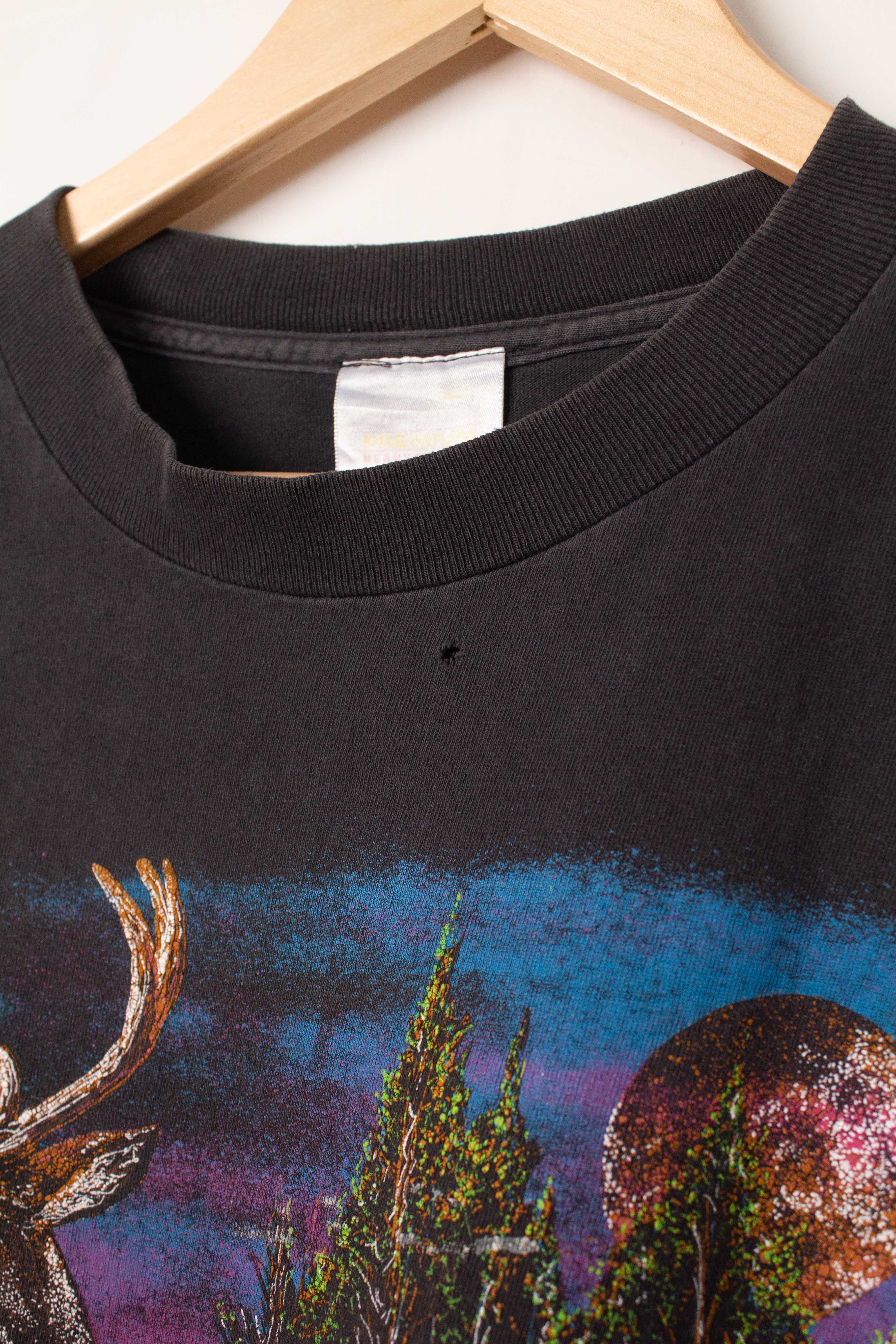 Vintage Deer Wraparound Graphic T-Shirt (1990s)