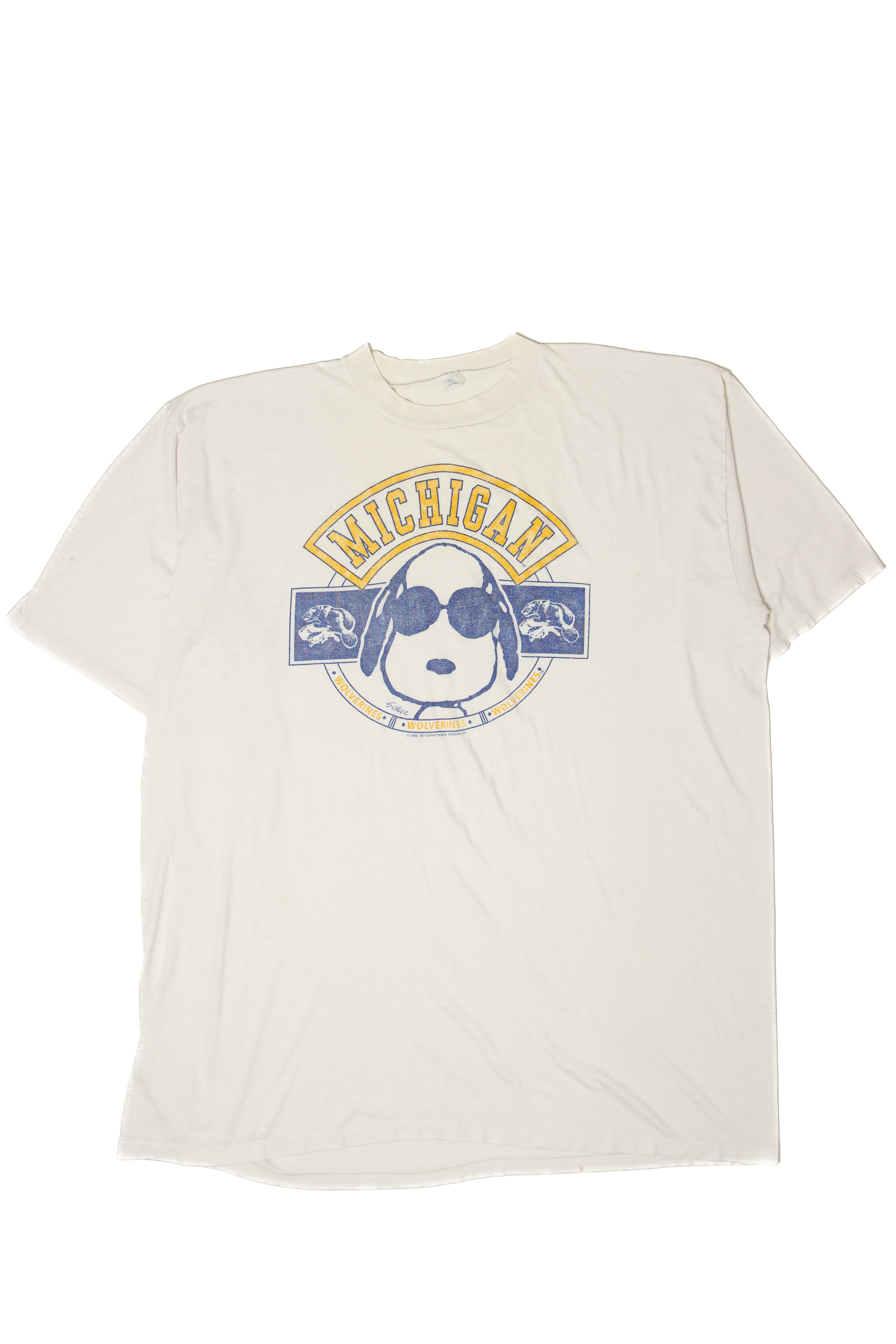 Vintage Oversized Snoopy Michigan Wolverines T-Shirt (1990s)
