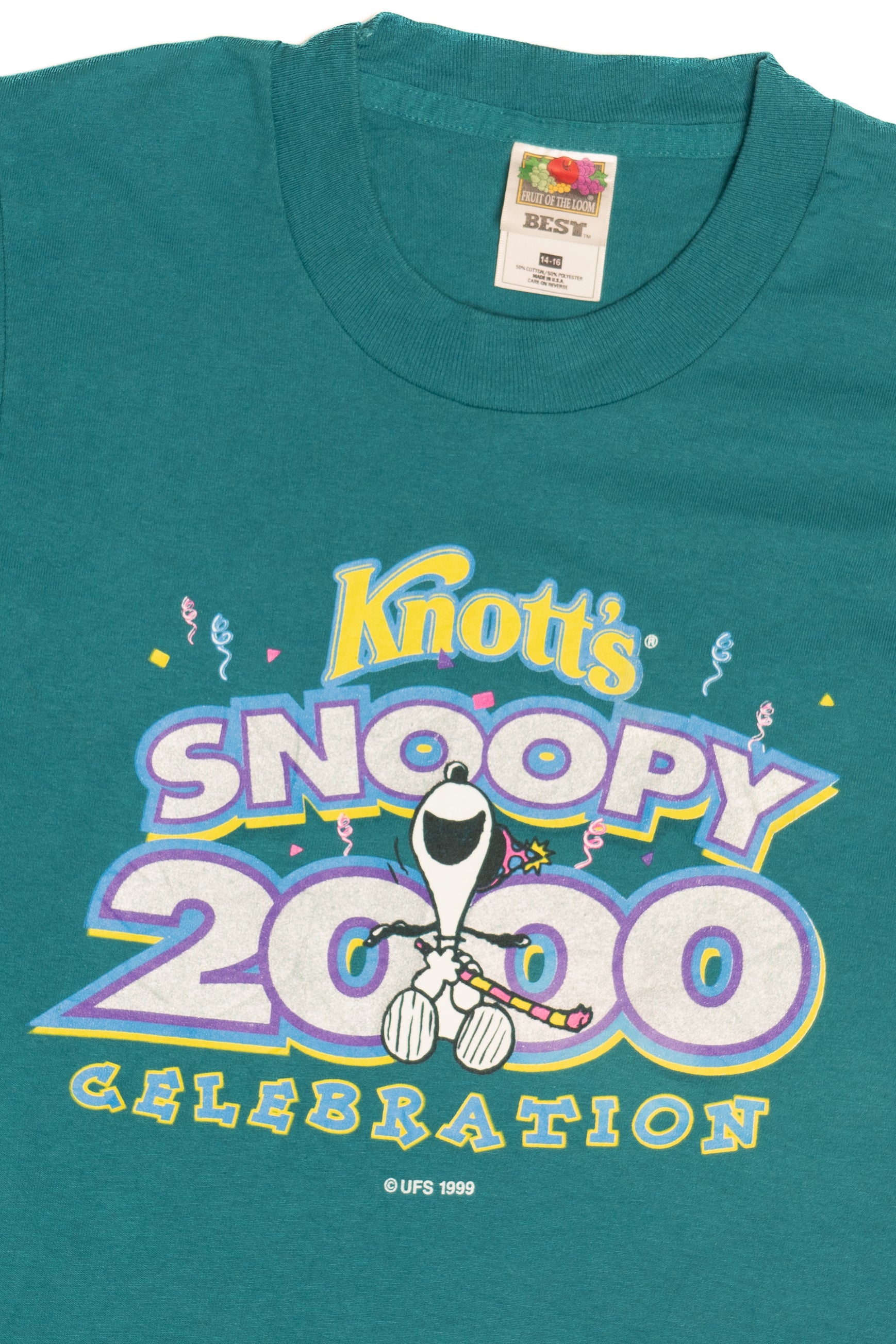 Vintage Snoopy Celebration 2000 Knott's Berry Farm T-Shirt (2000s)