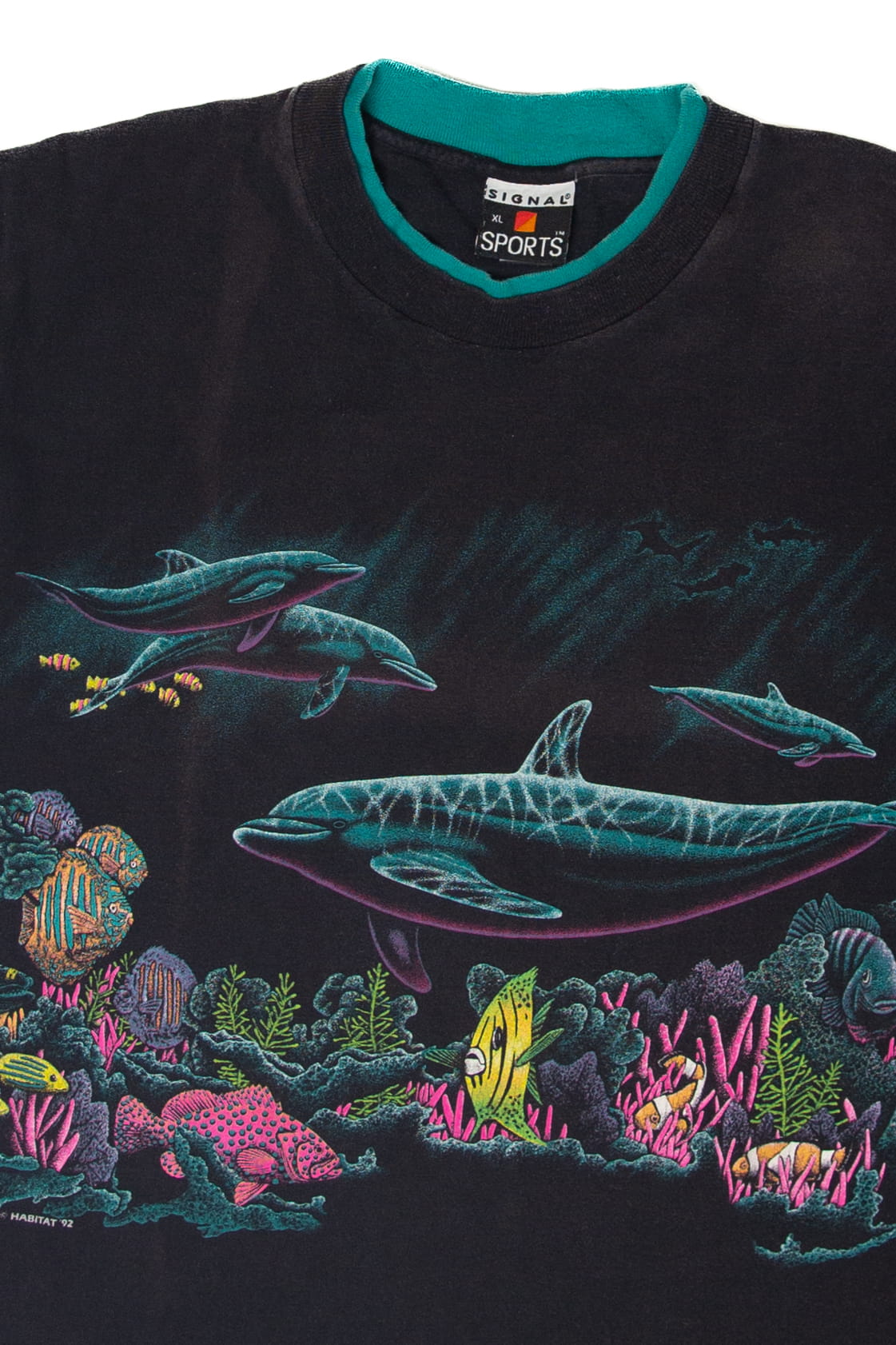 Vintage Dolphins Wrap Around T-Shirt (1990s)