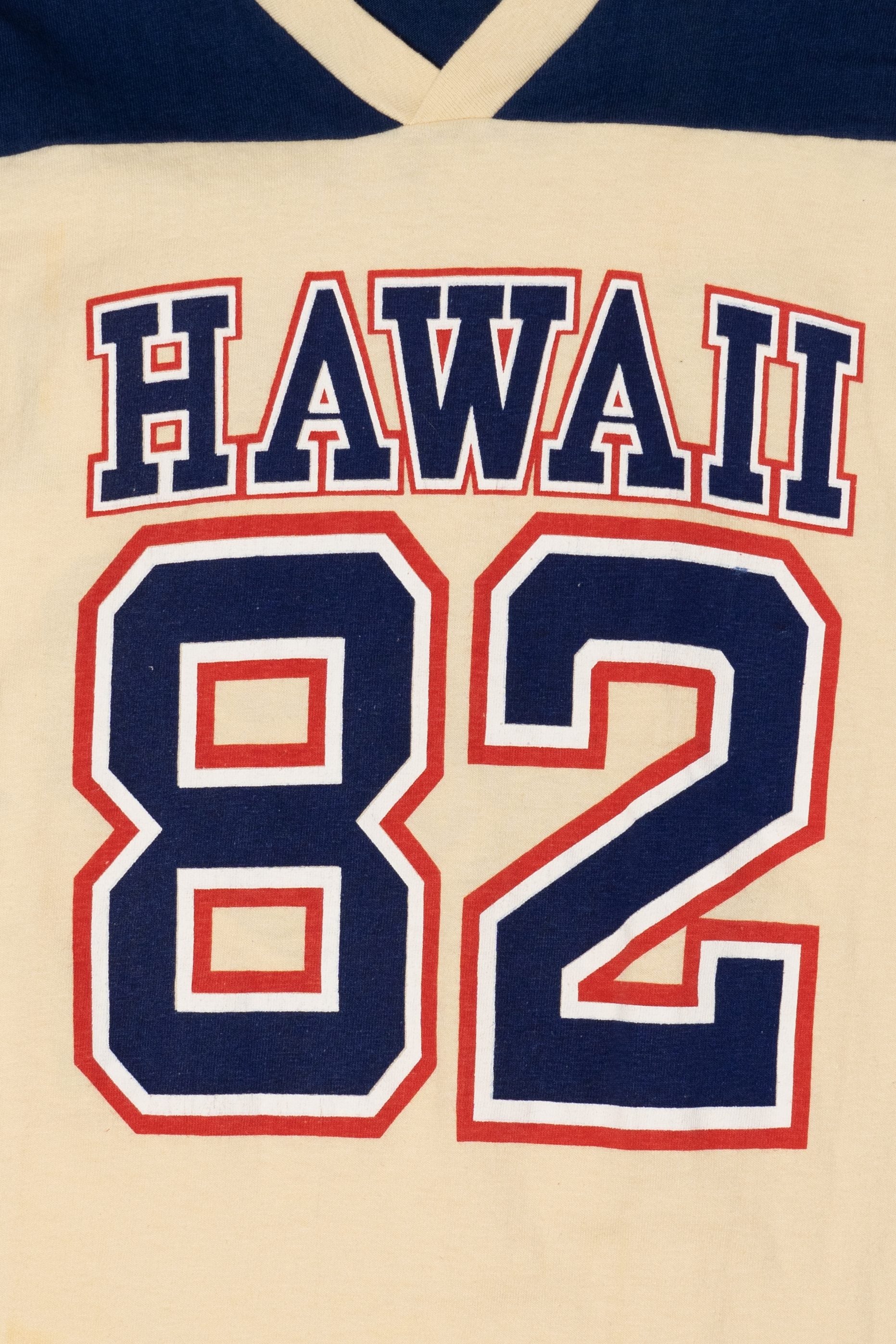 Vintage Hawaii 82 Crazy Shirtz T-Shirt (1980s)