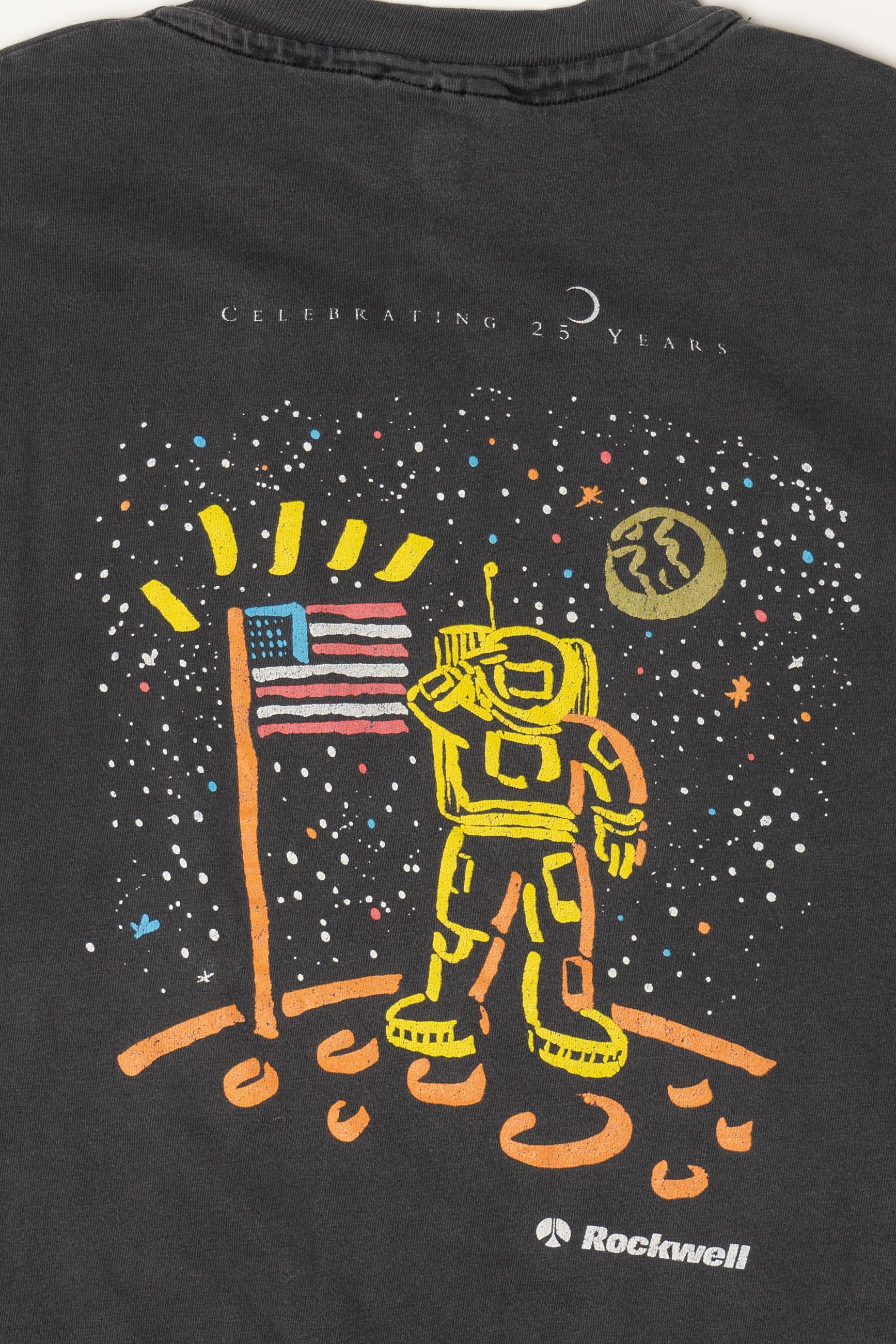 Vintage "Apollo 11 Celebrating 25 Years" Single Stitch T-Shirt (1990s)