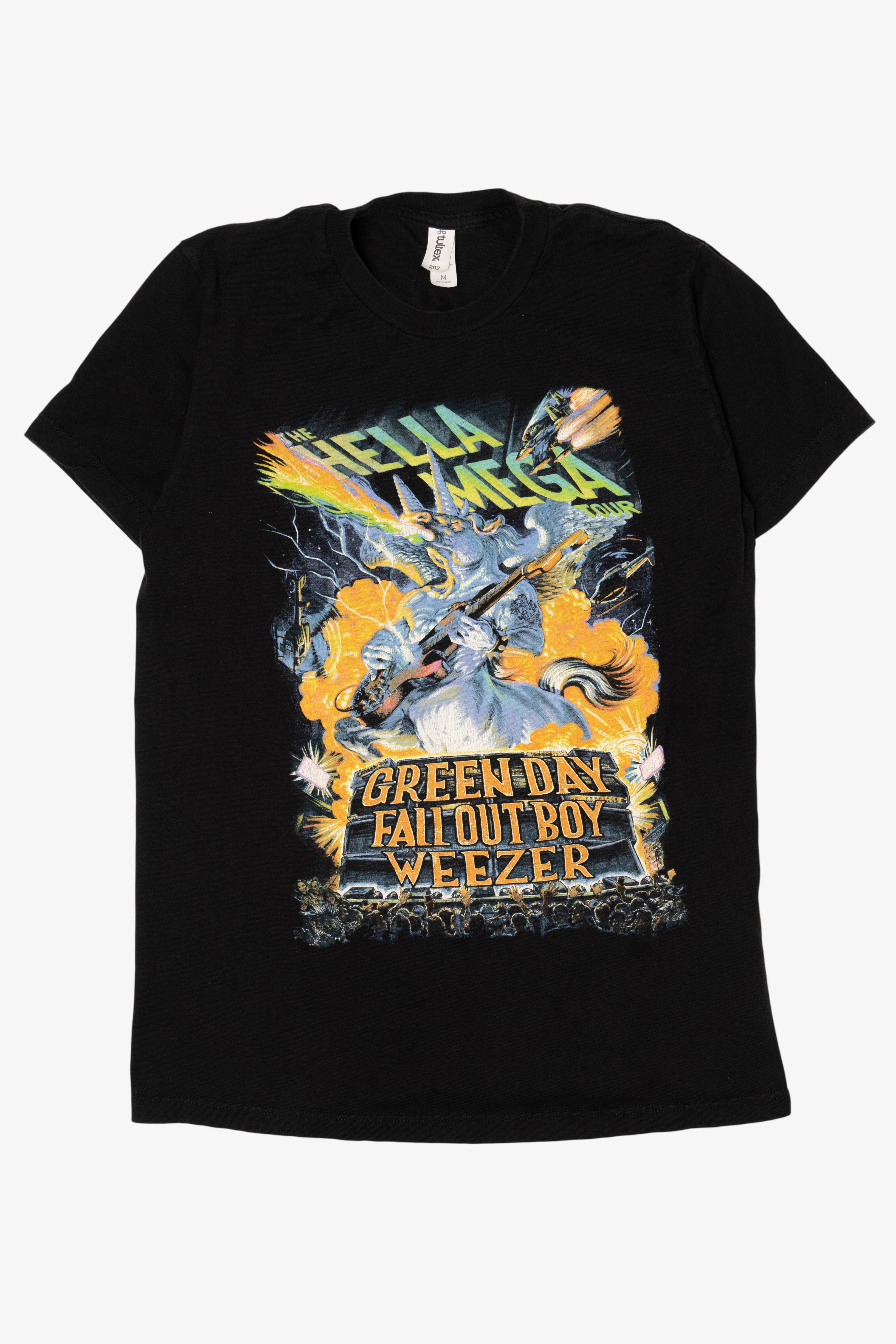 Black "The Hella Mega Tour" Green Day Fallout Boy Weezer T-Shirt (2020s)