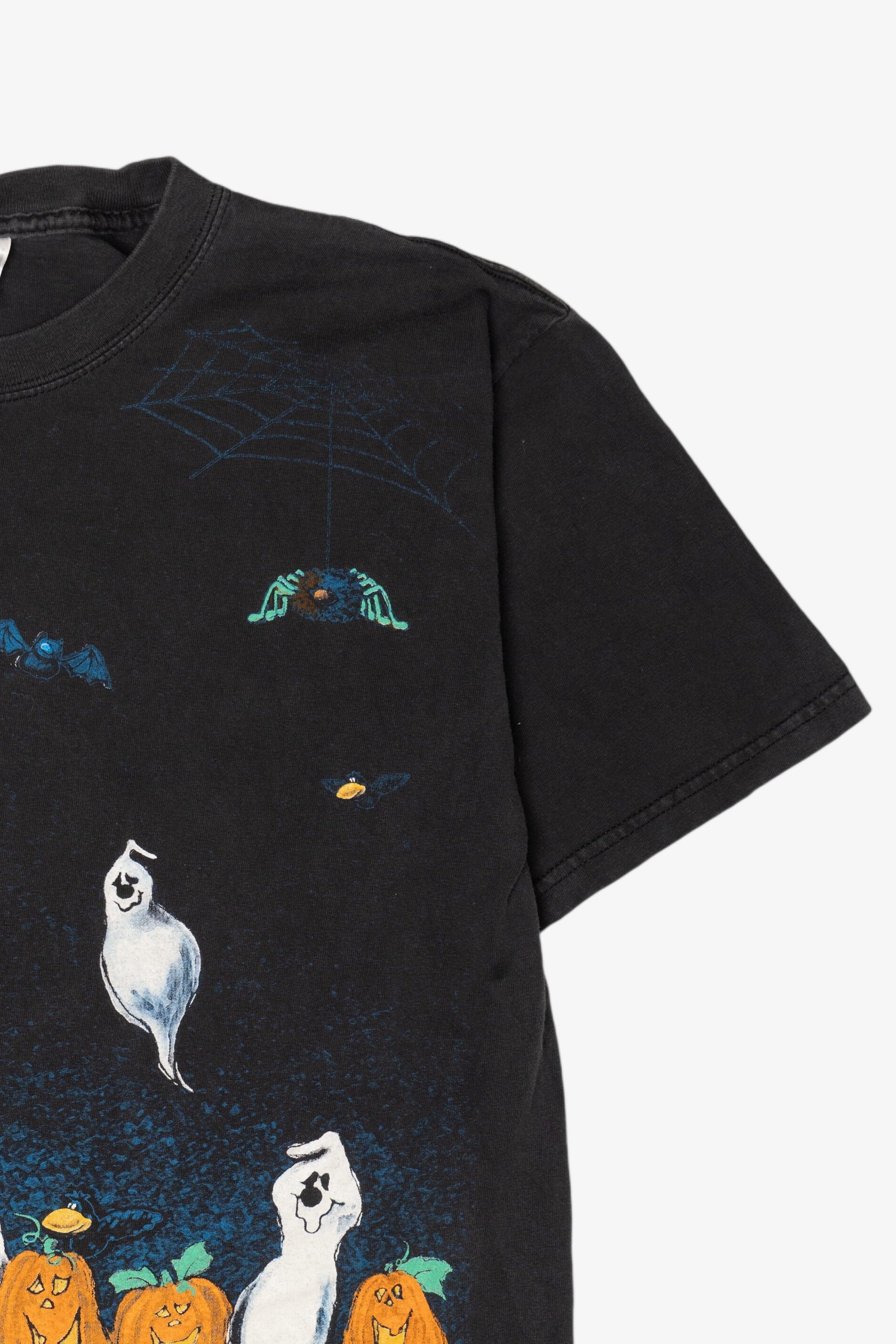 Vintage Ghosts Pumpkins And Bats T-Shirt (1990s)